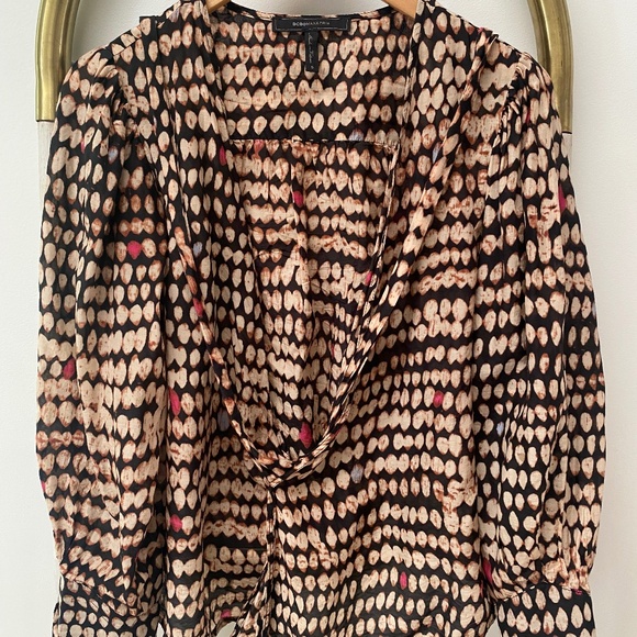 BCBG MAX AZRIA Sandy Dots Wrap Top CJV1198518 Lightweight Size S $198.00 - Picture 3 of 8